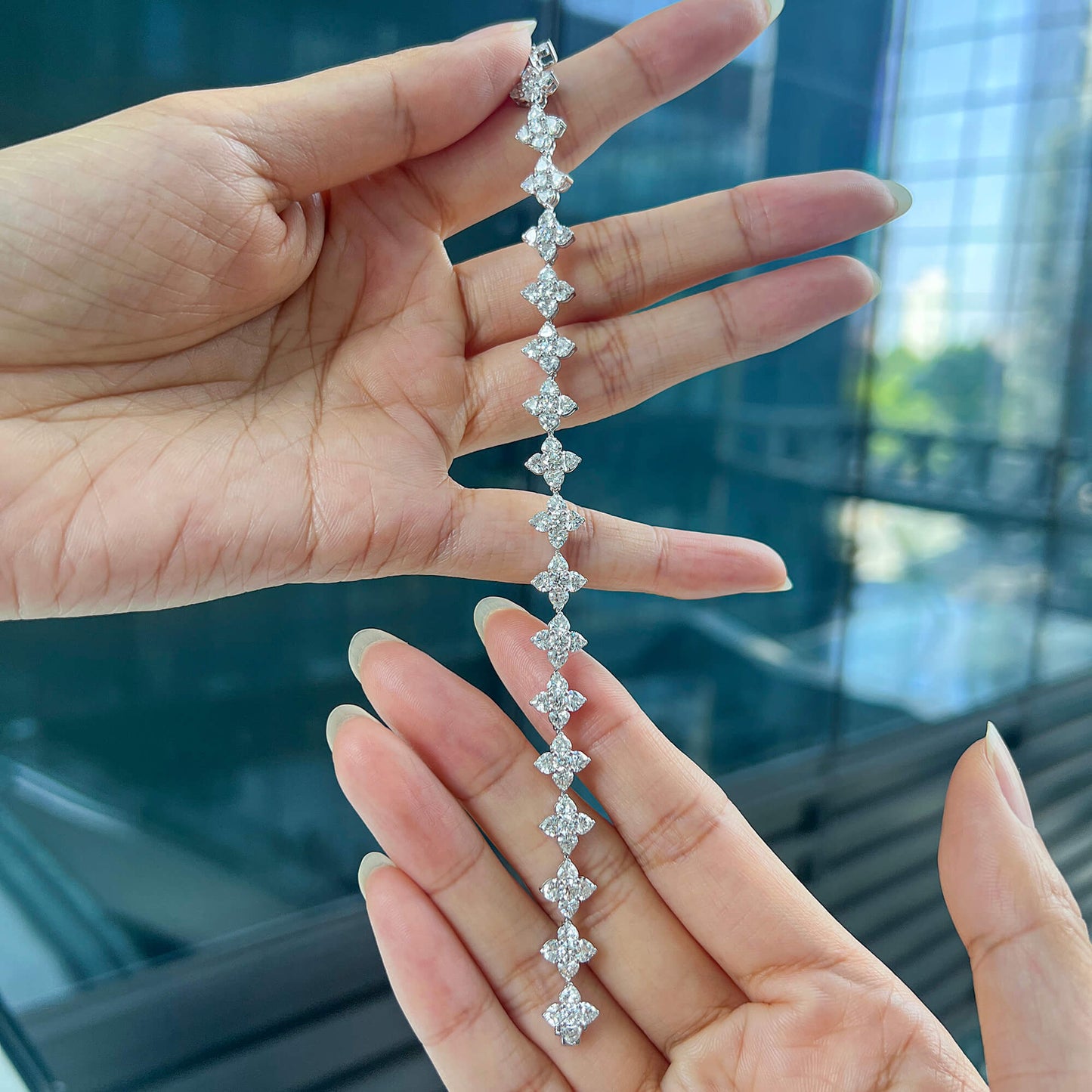 天然钻石手链,18K白金,心形,9.56克拉总重