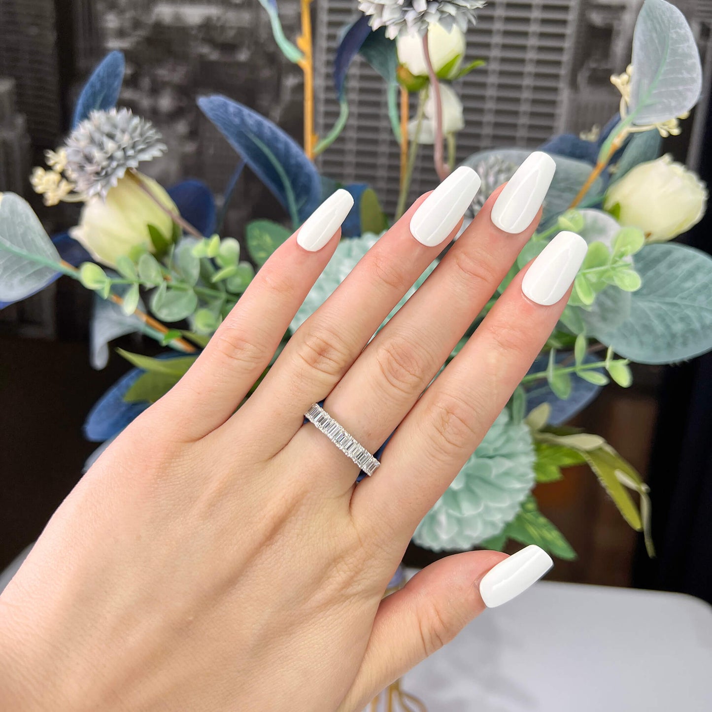 天然钻石全永恒戒指,18K白金,翡翠形状,6.46克拉总重