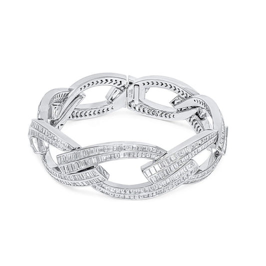 白钻手链，总重18.94克拉，梯方形