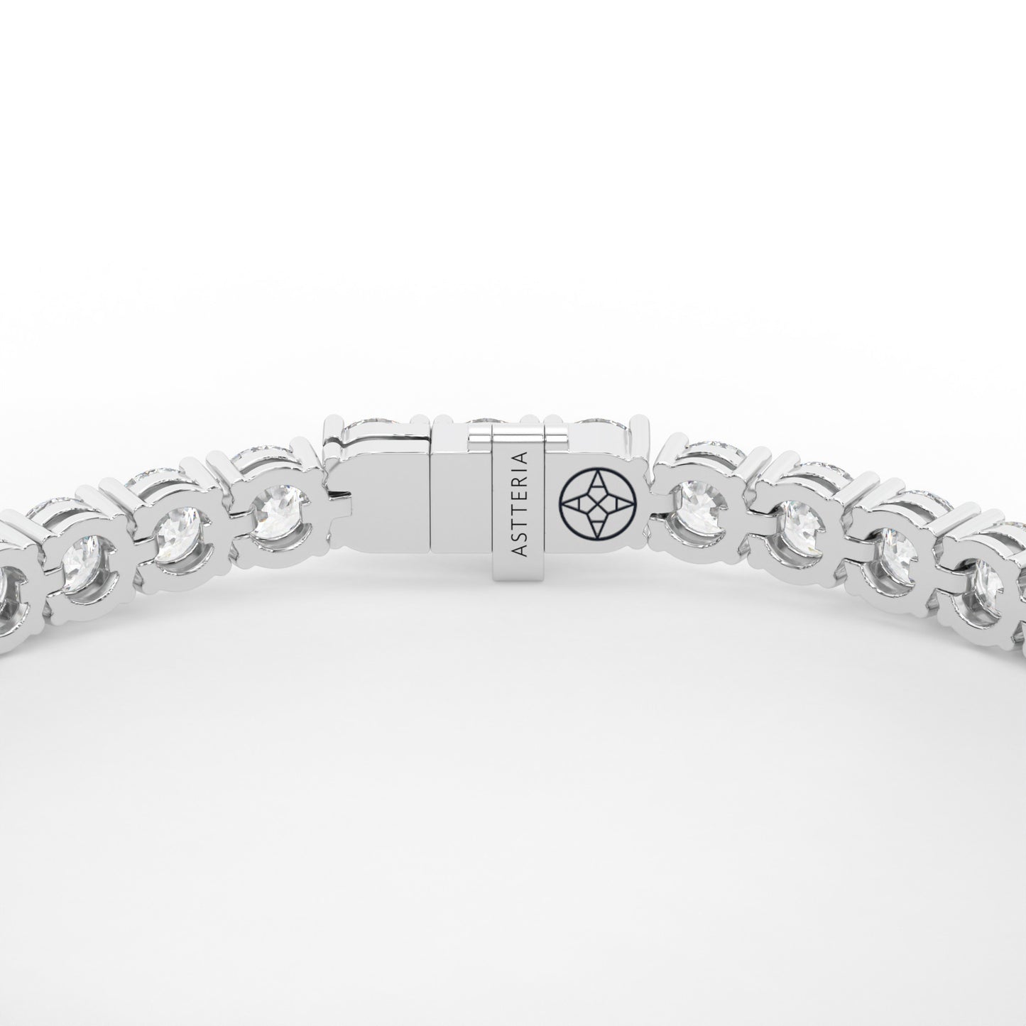 14K white gold, 18K white gold