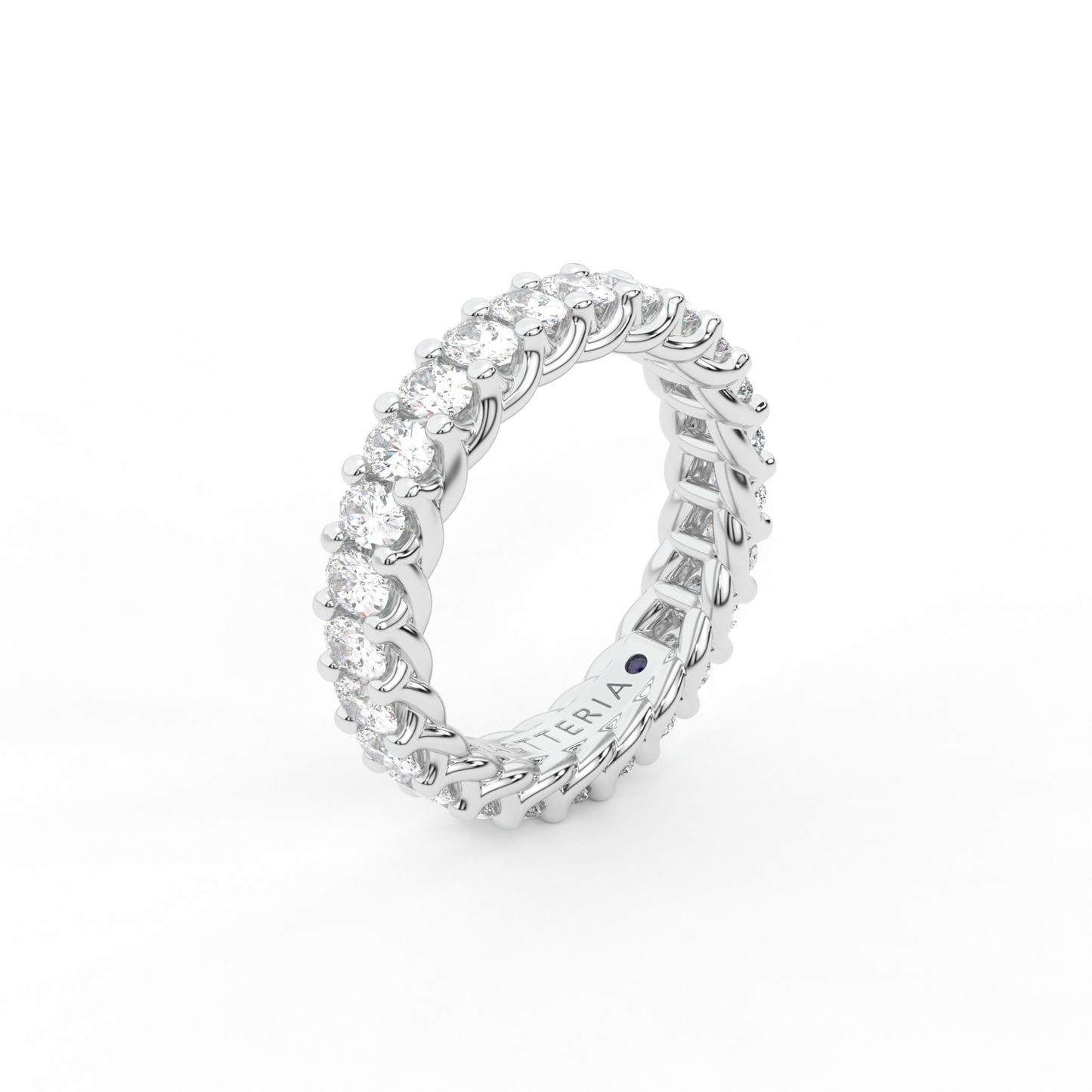 14K white gold, 18K white gold