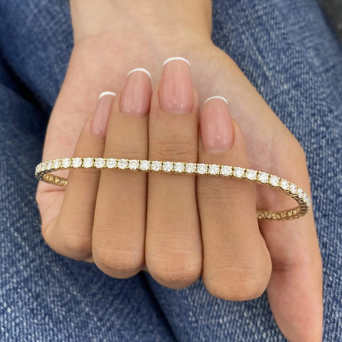 Natural 5.71 Ct. TW Round-Cut Diamond Tennis Bracelet, 14K Yellow Gold