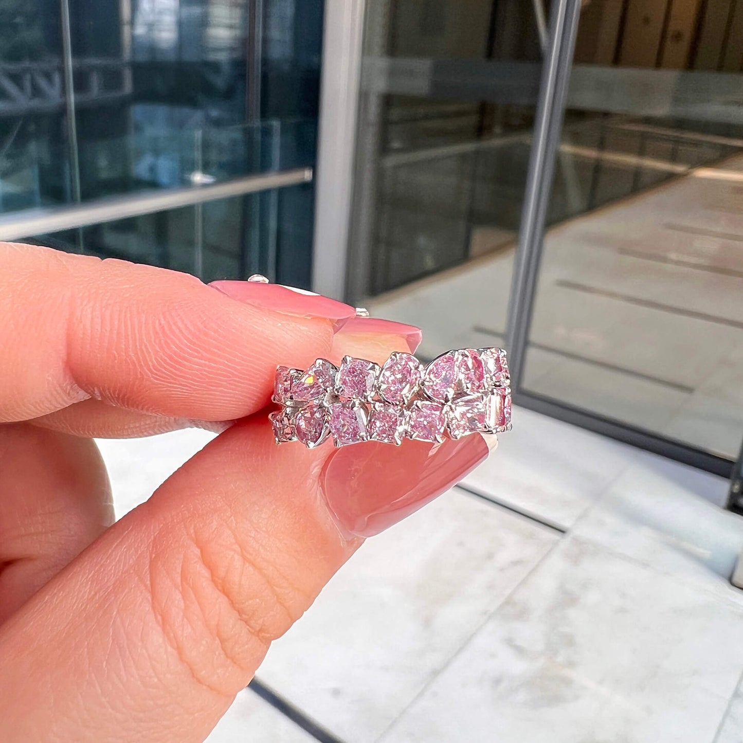 淡彩粉 钻石戒指，总重2.17克拉，混合形状