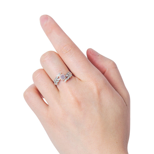 淡彩 带紫色 粉钻戒指，总重0.52克拉，枕形，GIA认证