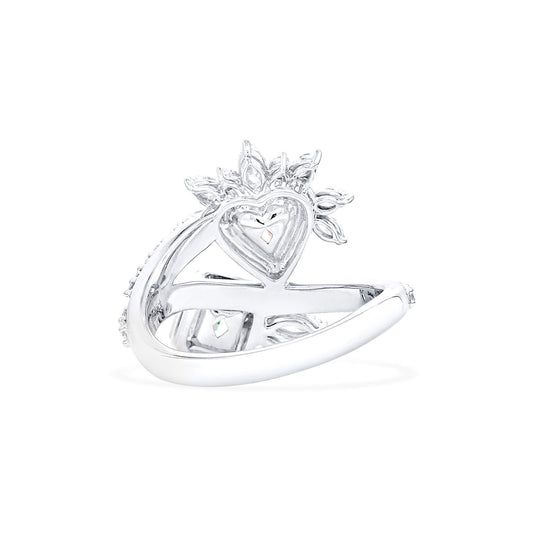 淡彩 黄、绿钻石戒指，总重1.93 克拉，混合形状，GIA认证