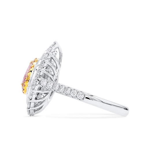 浅粉色 钻石戒指，总重1.93克拉，水滴形，GIA认证