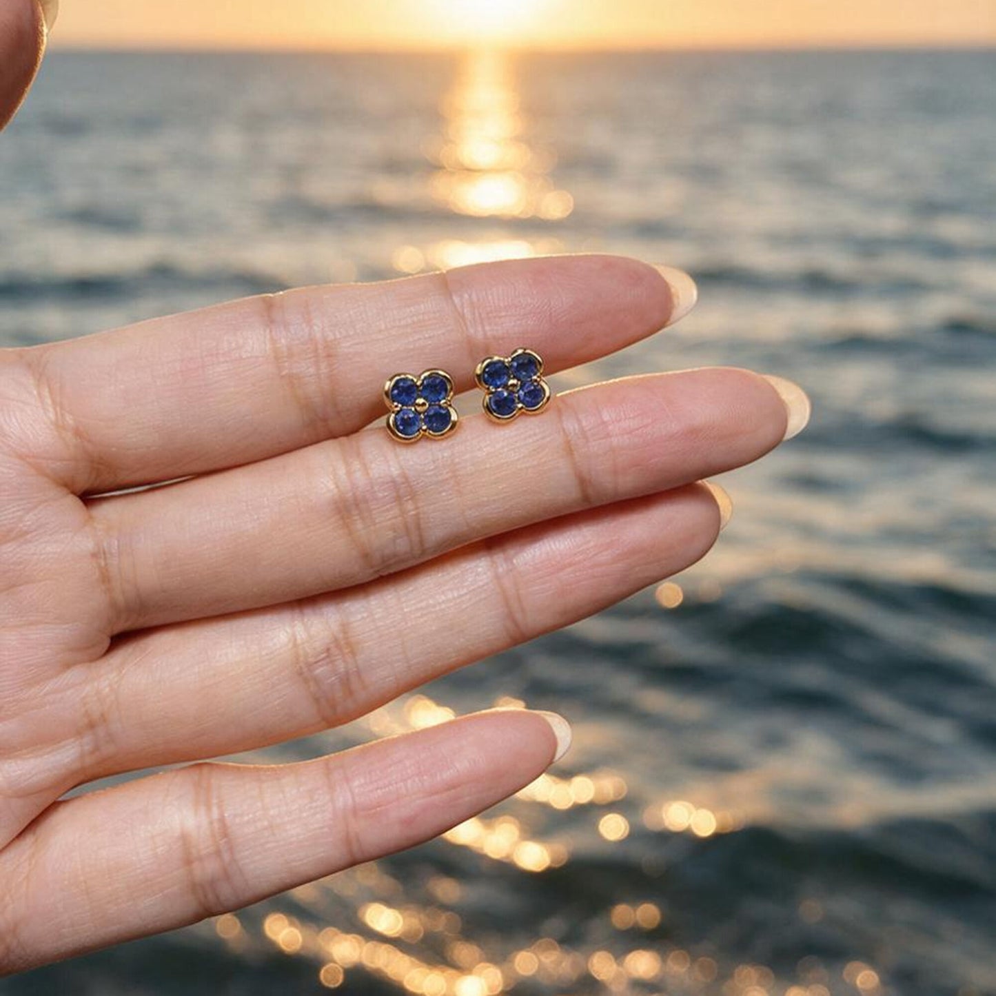 Natural 0.67 Ct. TW Sapphire Clover Stud Earrings in Yellow Gold, 14K Yellow Gold, 18K Yellow Gold
