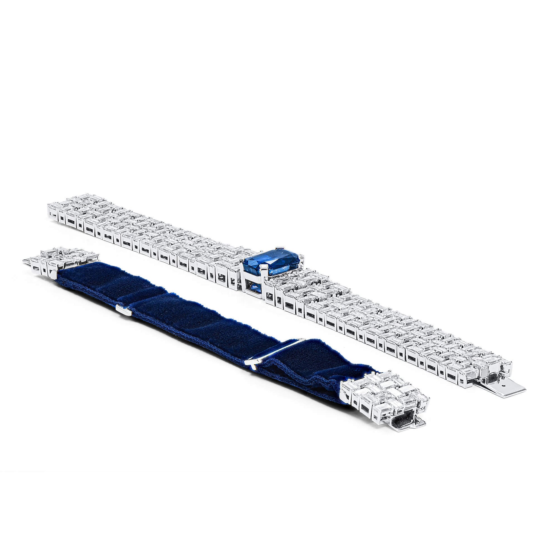 天然 蓝色 缅甸 蓝宝石手链，总重63.89克拉，SSEF认证，无烧