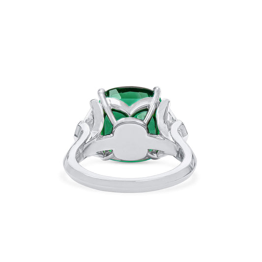 天然 绿色 赞比亚 祖母绿戒指，总重9.46克拉，雷迪恩形，GIA认证