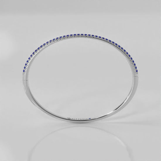 14K white gold, 18K white gold