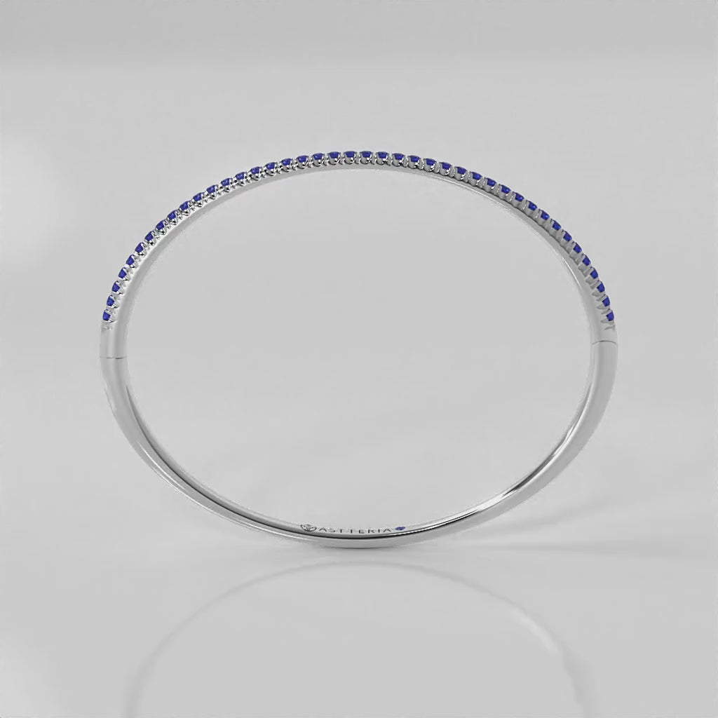 14K white gold, 18K white gold