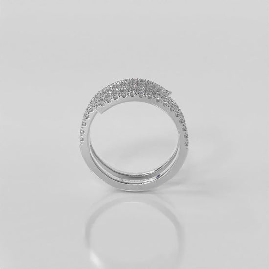 14K white gold, 18K white gold