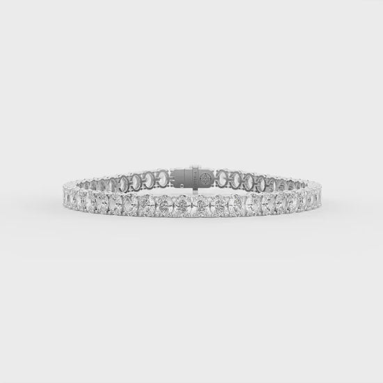 14K white gold, 18K white gold