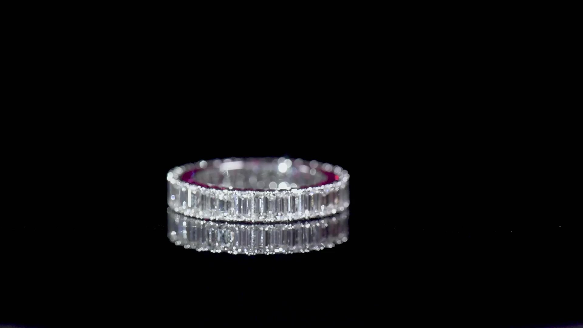 天然钻石全永恒戒指，18K白金，翡翠形状，6.24克拉总重