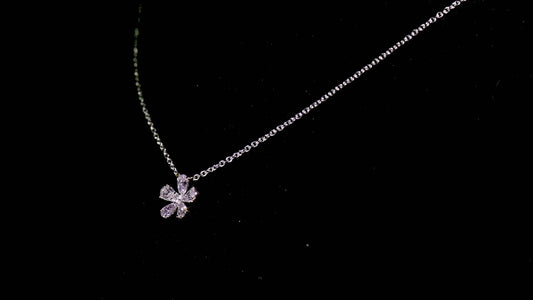 中彩粉 钻石吊坠，总重0.68克拉，混合形状