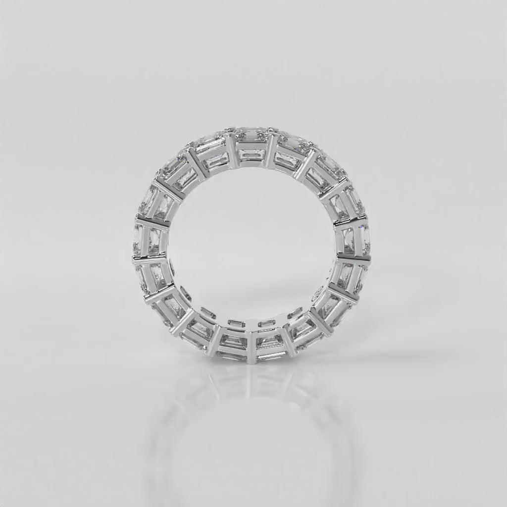 14K white gold, 18K white gold