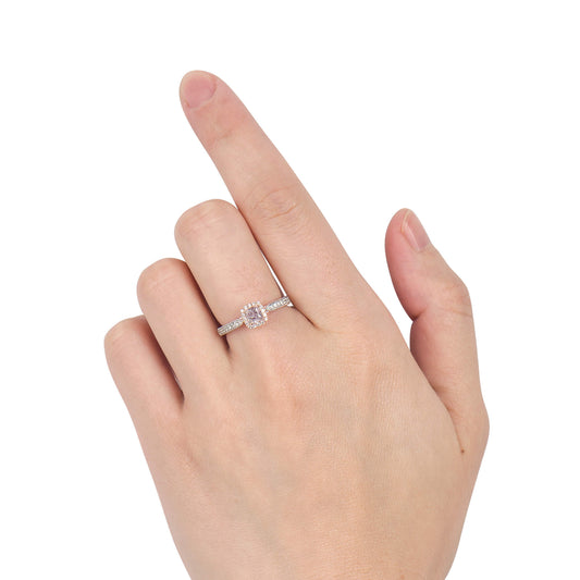 微浅粉 钻石戒指，总重0.74克拉，枕形，GIA认证