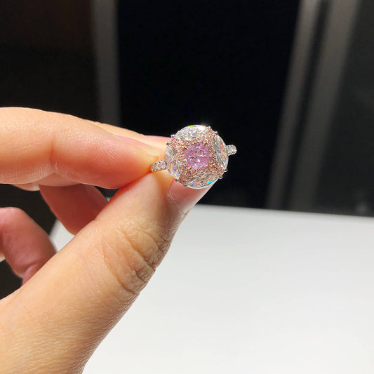 微浅粉 钻石戒指，总重2.31克拉，枕形，GIA认证