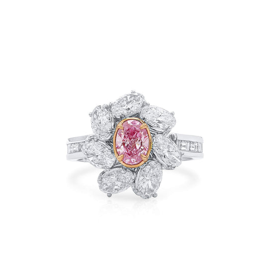 微浅粉 钻石戒指，总重2.80克拉，椭圆形，GIA认证