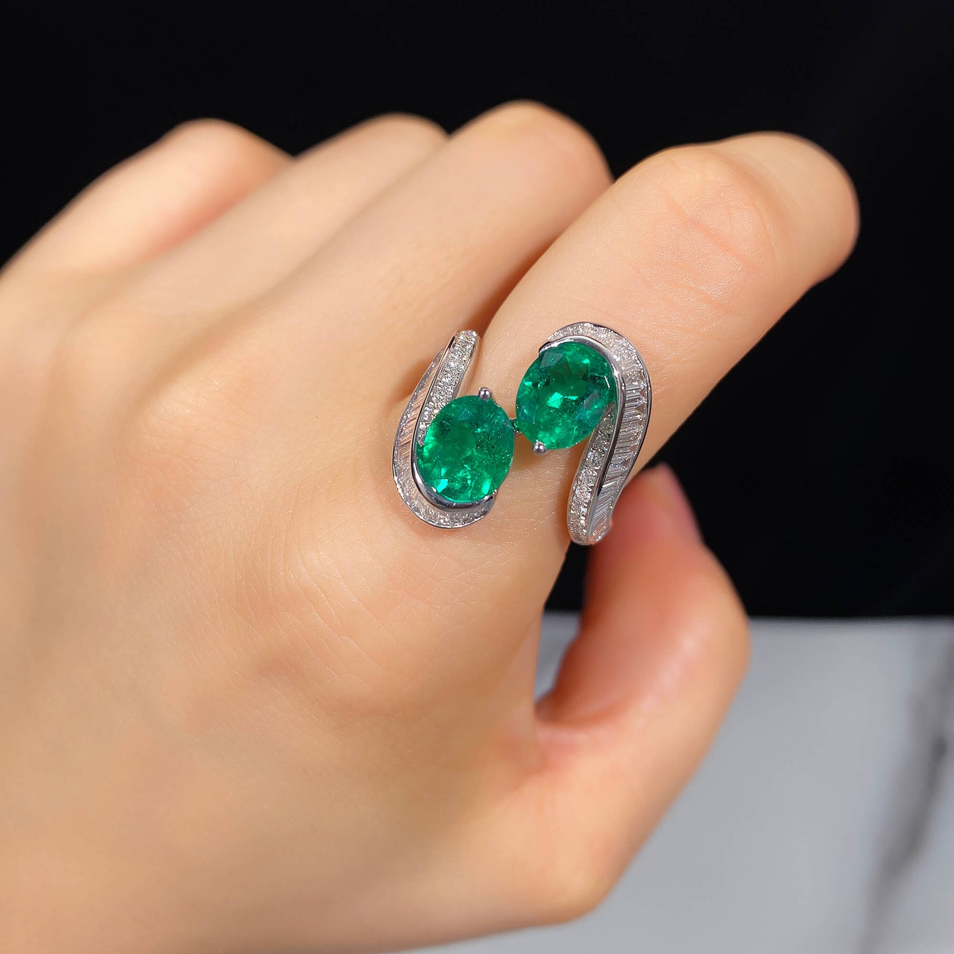 Natural Vivid Green Colombian Emerald Ring, 18K White Gold, Oval Shape, 3.47 Ct. TW