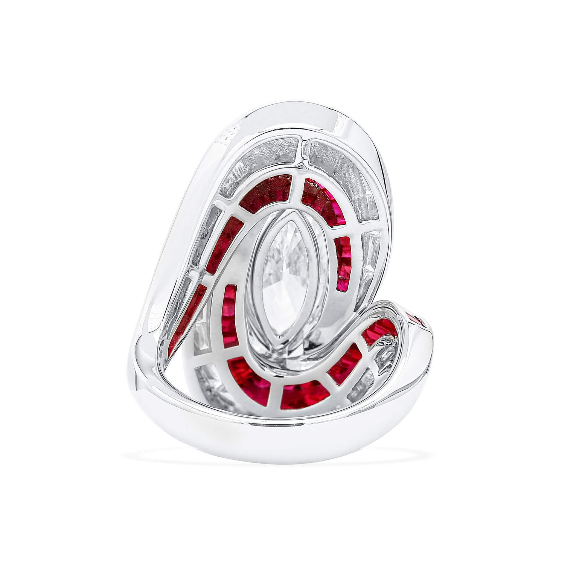 白钻与红宝石戒指，4.30克拉（总重7.77克拉），GIA认证 5221919332