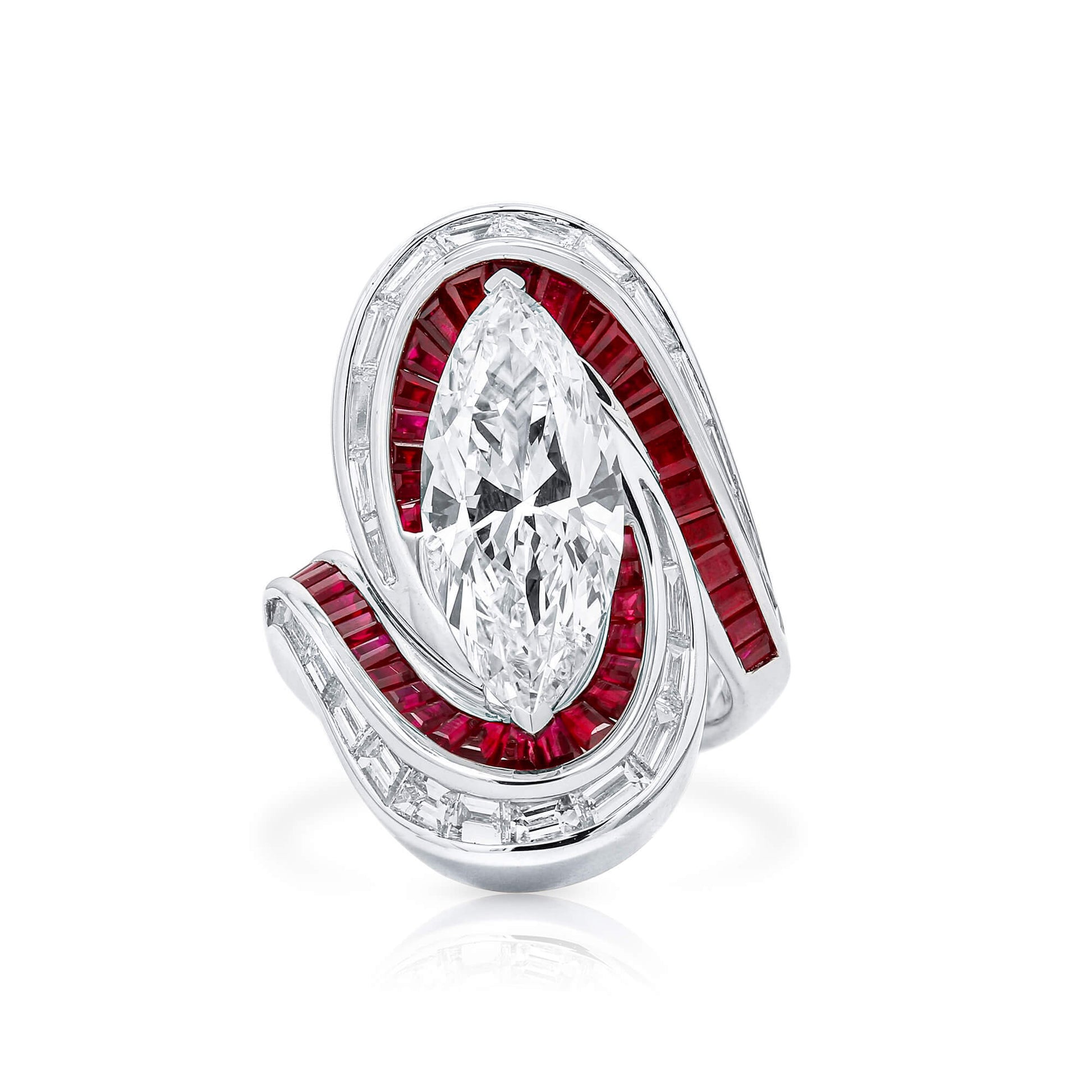 白钻与红宝石戒指，4.30克拉（总重7.77克拉），GIA认证 5221919332