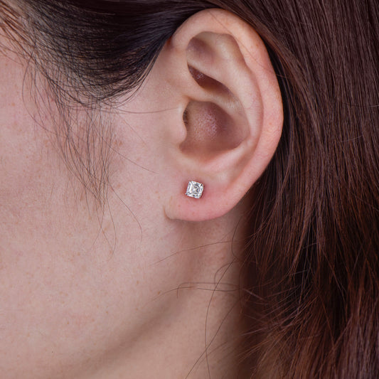 白钻耳环，总重1.00克拉，阿斯切形