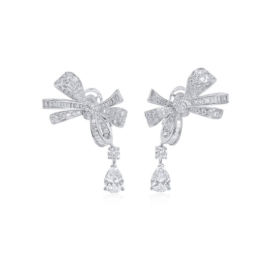 白钻耳环，总重2.36克拉，水滴形，GIA认证