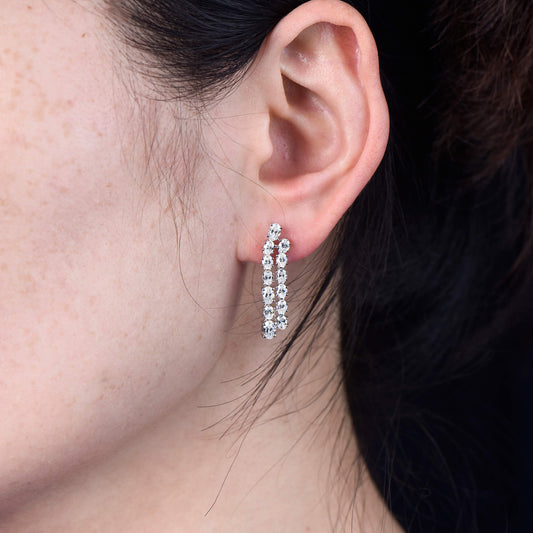 עגילי יהלום לבן, 2.81 קראט TW, צורה אליפסה, מוסמך EG_LAB