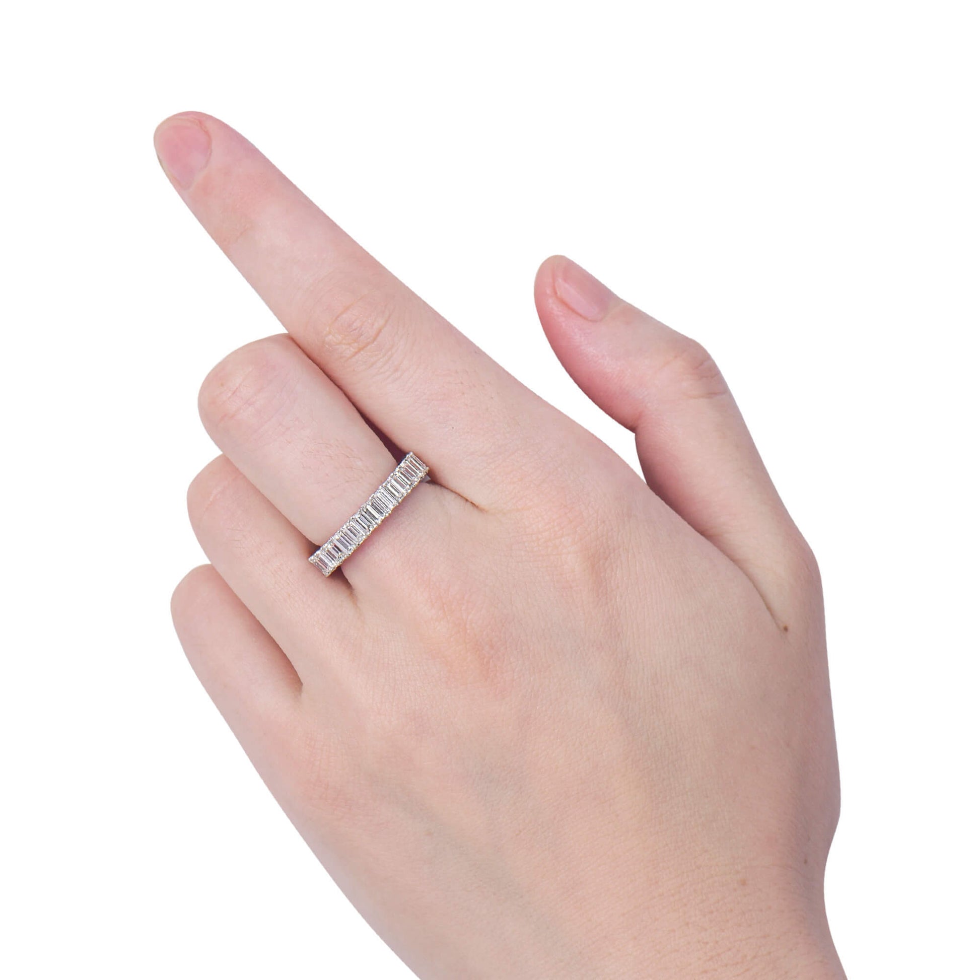 白钻与红宝石 永恒排戒，3.69克拉（总重6.24克拉），祖母绿形